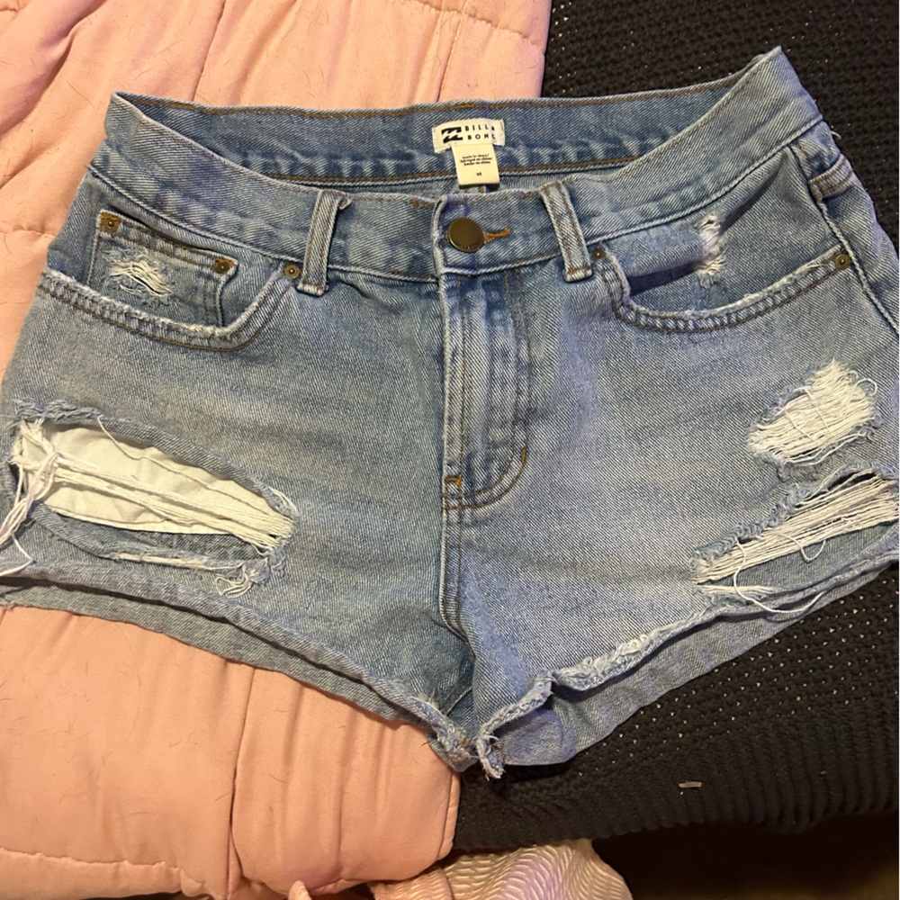 Billabong shorts